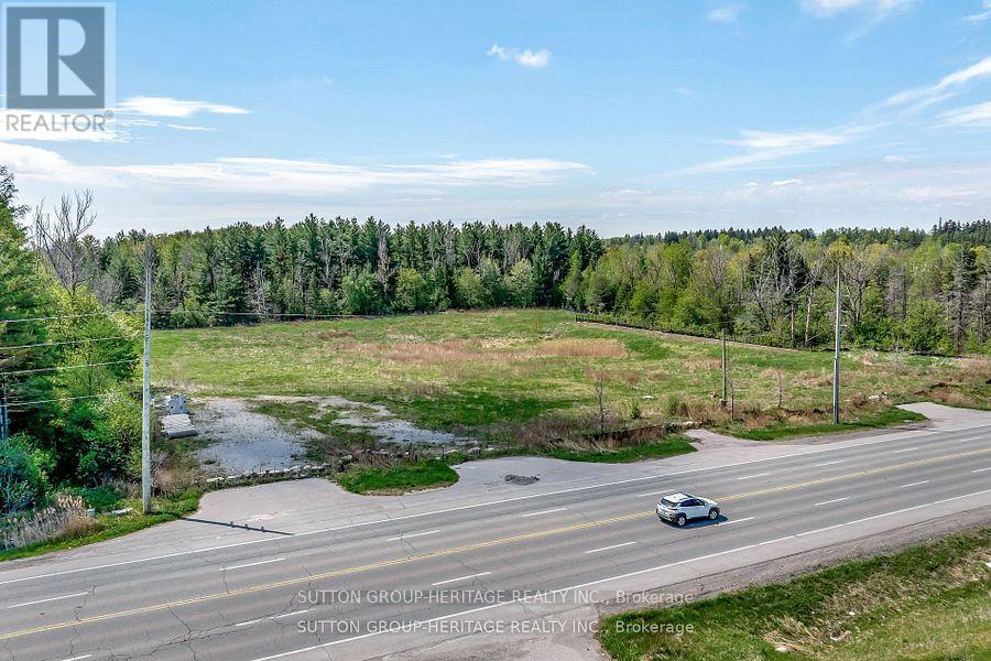 3187 Stouffville Road, Whitchurch-Stouffville, Ontario  L4A 3W9 - Photo 6 - N12395049