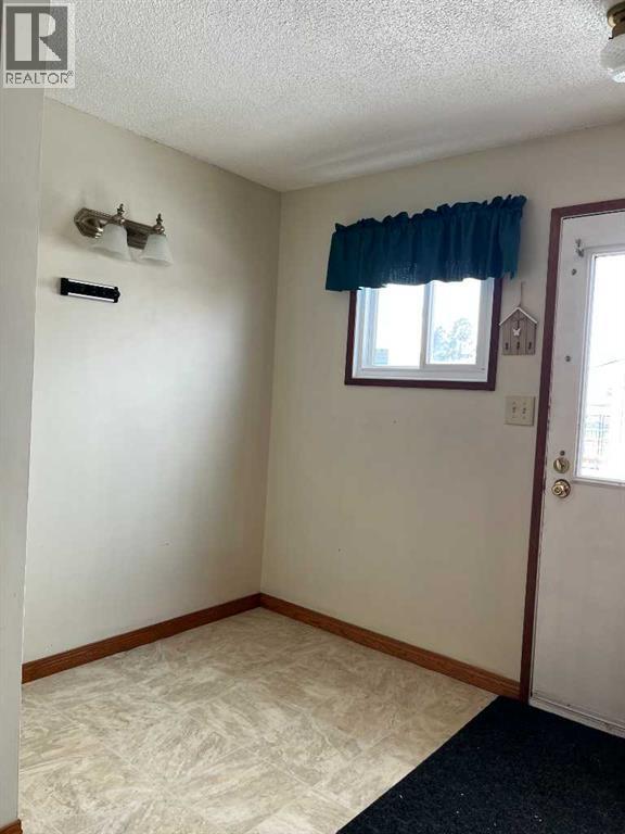 9105 100 Avenue, Sexsmith, Alberta  T0H 3C0 - Photo 2 - A2292081