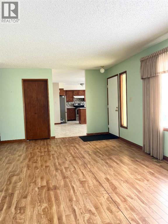 9105 100 Avenue, Sexsmith, Alberta  T0H 3C0 - Photo 9 - A2292081