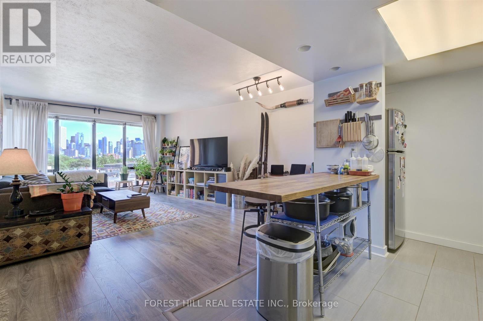 509 - 456 COLLEGE STREET Toronto (Palmerston-Little Italy), ON M6G 4A3