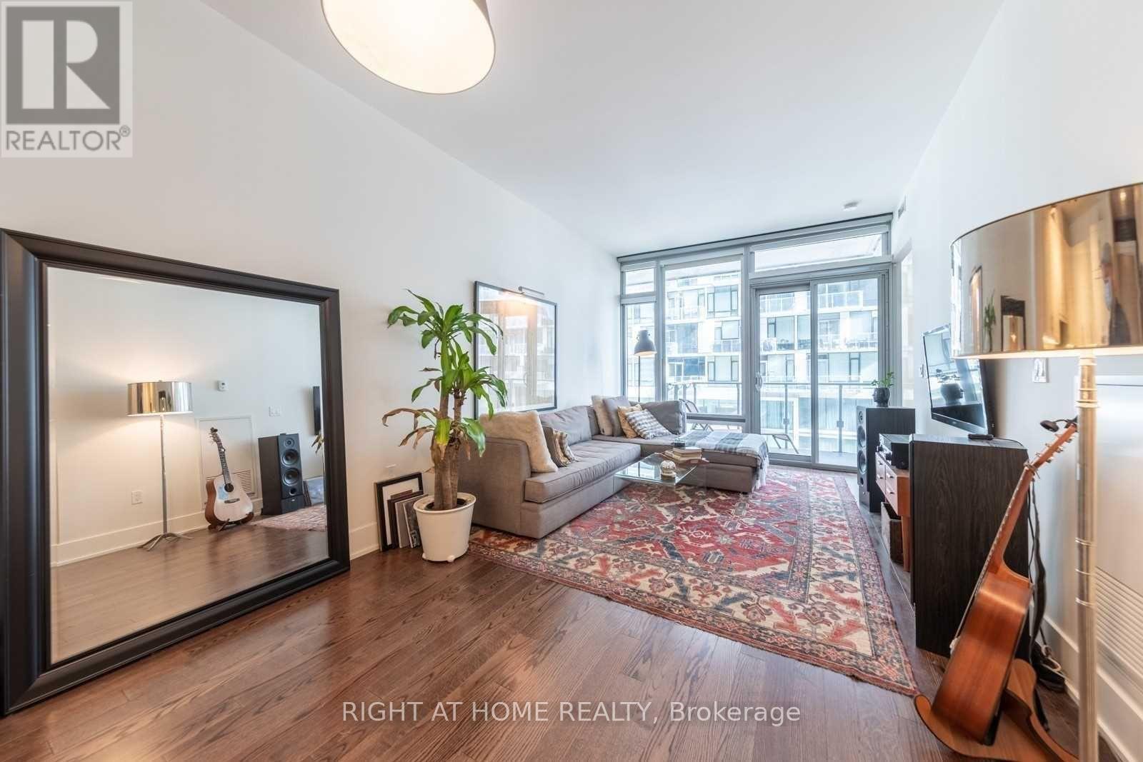 321 - 39 QUEENS QUAY E, Toronto, Ontario