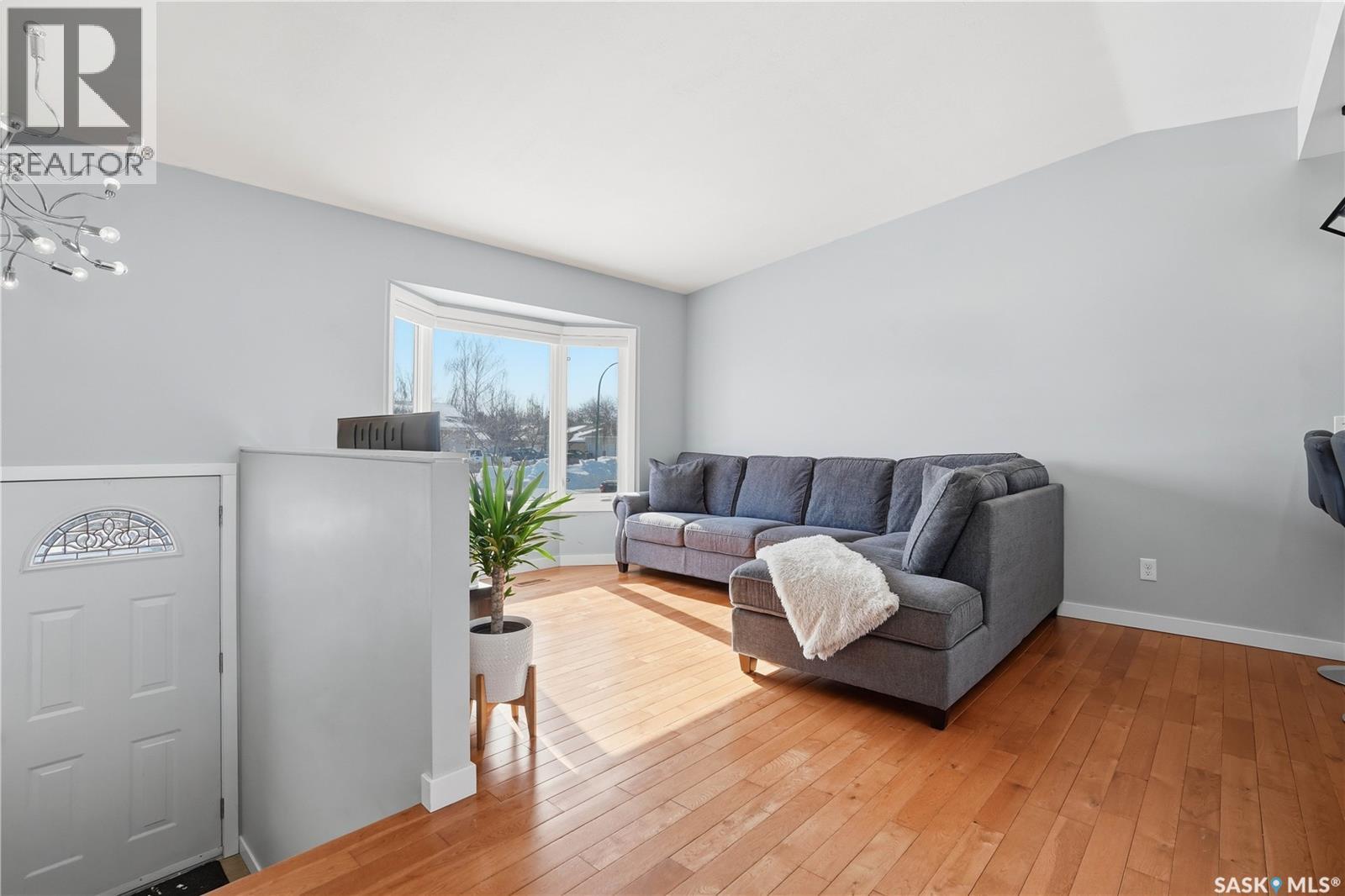 Street 302 Assiniboia Street, Balgonie, Saskatchewan  S0G 0E0 - Photo 5 - SK030061