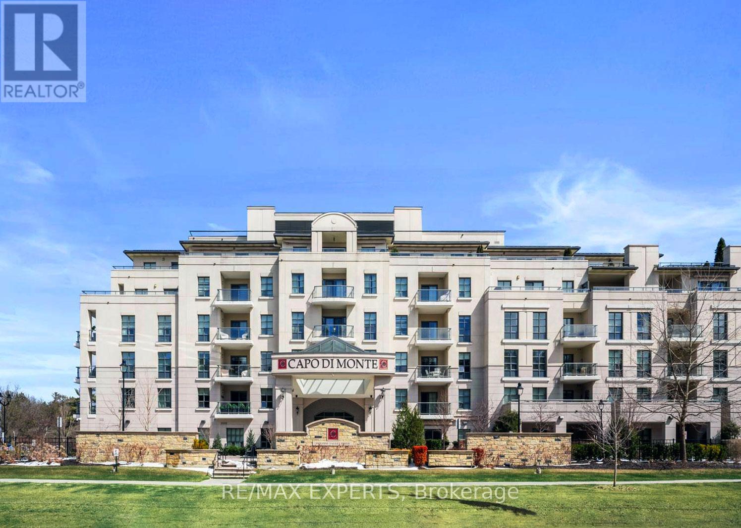 317 - 9909 PINE VALLEY DRIVE, Vaughan, Ontario