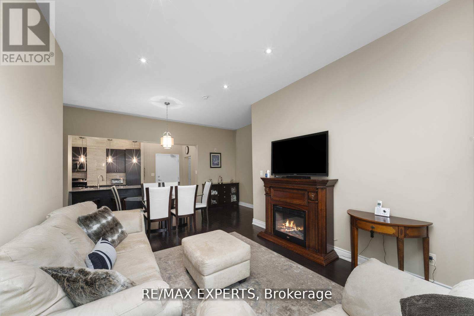 105 - 10211 Keele Street, Vaughan (Maple), Ontario  L6A 4R7 - Photo 17 - N12865408