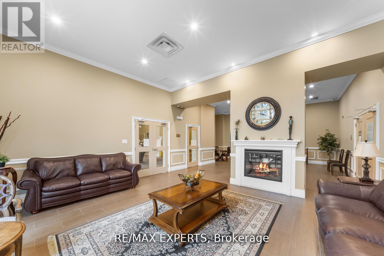 105 - 10211 Keele Street, Vaughan (Maple), Ontario  L6A 4R7 - Photo 39 - N12865408