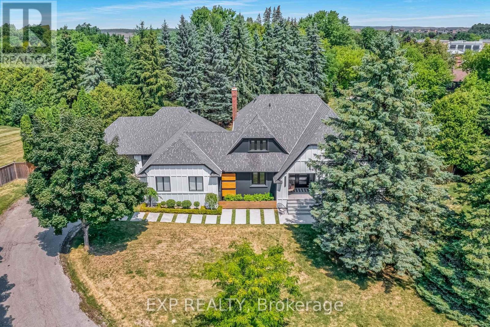 17 CHAMBERLAIN COURT, king (nobleton), Ontario