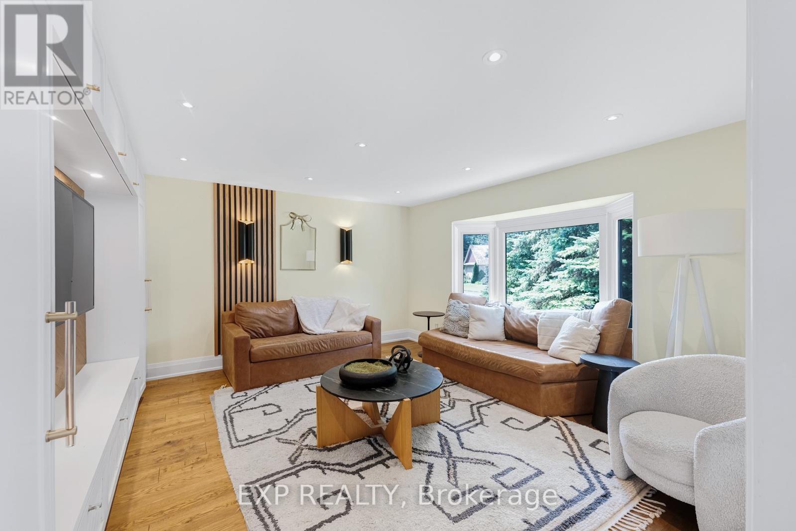 17 Chamberlain Court, King (Nobleton), Ontario  L0G 1N0 - Photo 6 - N12865530