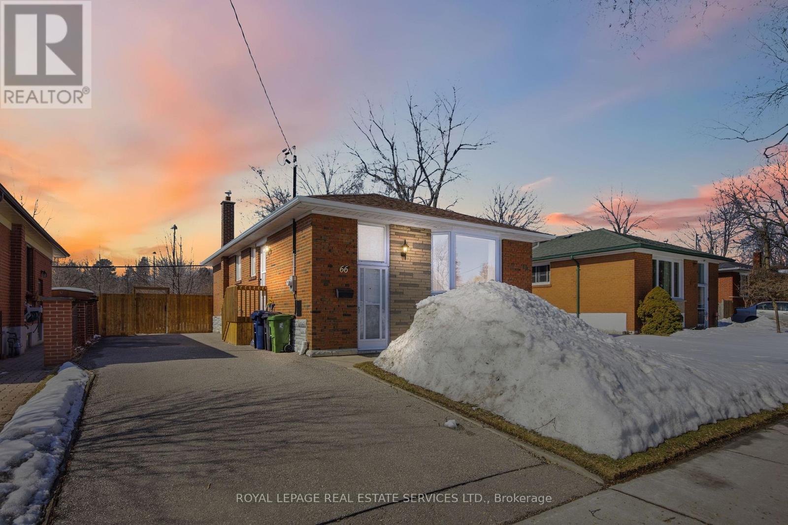 66 Melchior Drive, Toronto, Ontario  M1E 3W5 - Photo 3 - E12853686