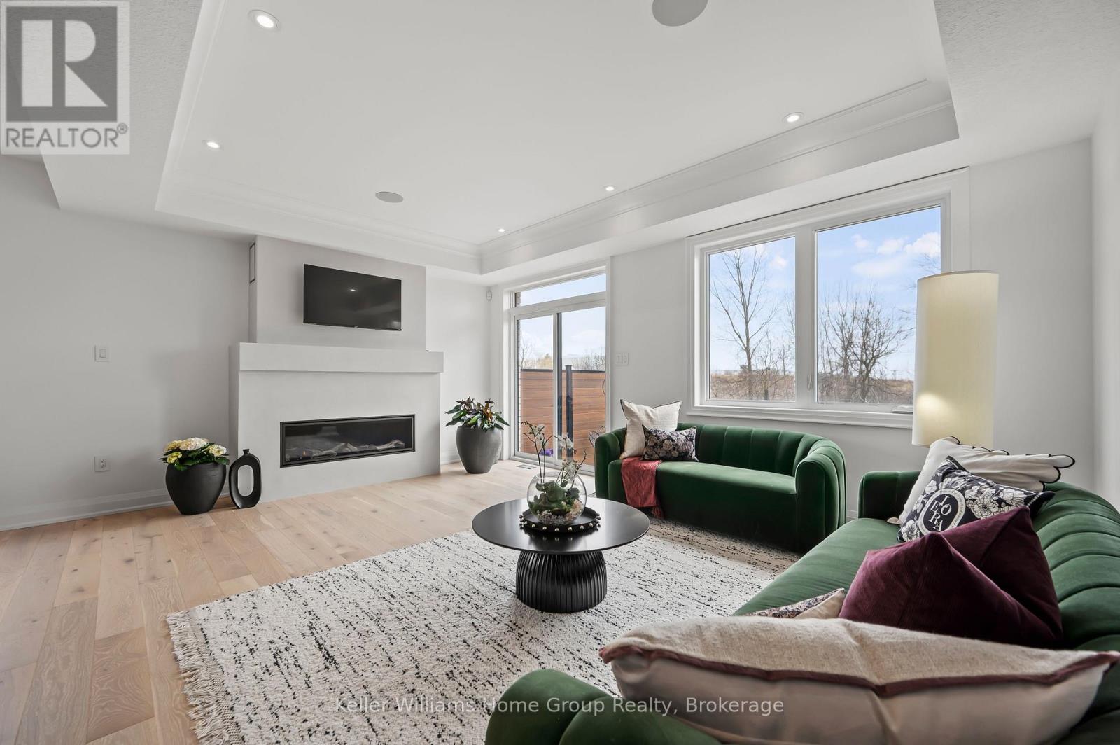 27 Halls Drive, Centre Wellington, Ontario  N0B 1S0 - Photo 13 - X12084265