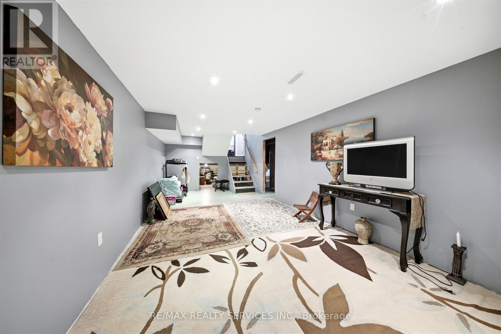 8 Edwin Drive, Brampton, Ontario  L6Y 1A1 - Photo 36 - W12865378