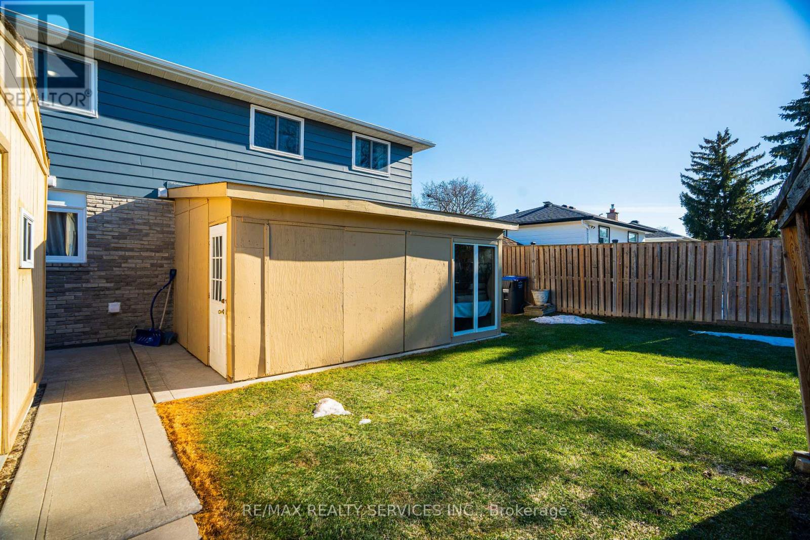 8 Edwin Drive, Brampton, Ontario  L6Y 1A1 - Photo 41 - W12865378