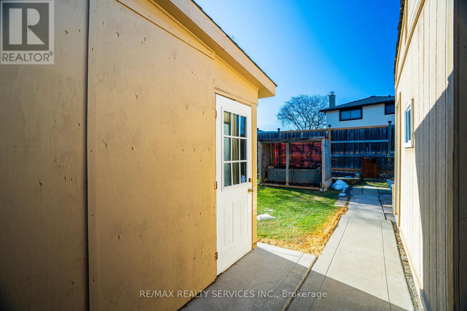 8 Edwin Drive, Brampton, Ontario  L6Y 1A1 - Photo 42 - W12865378