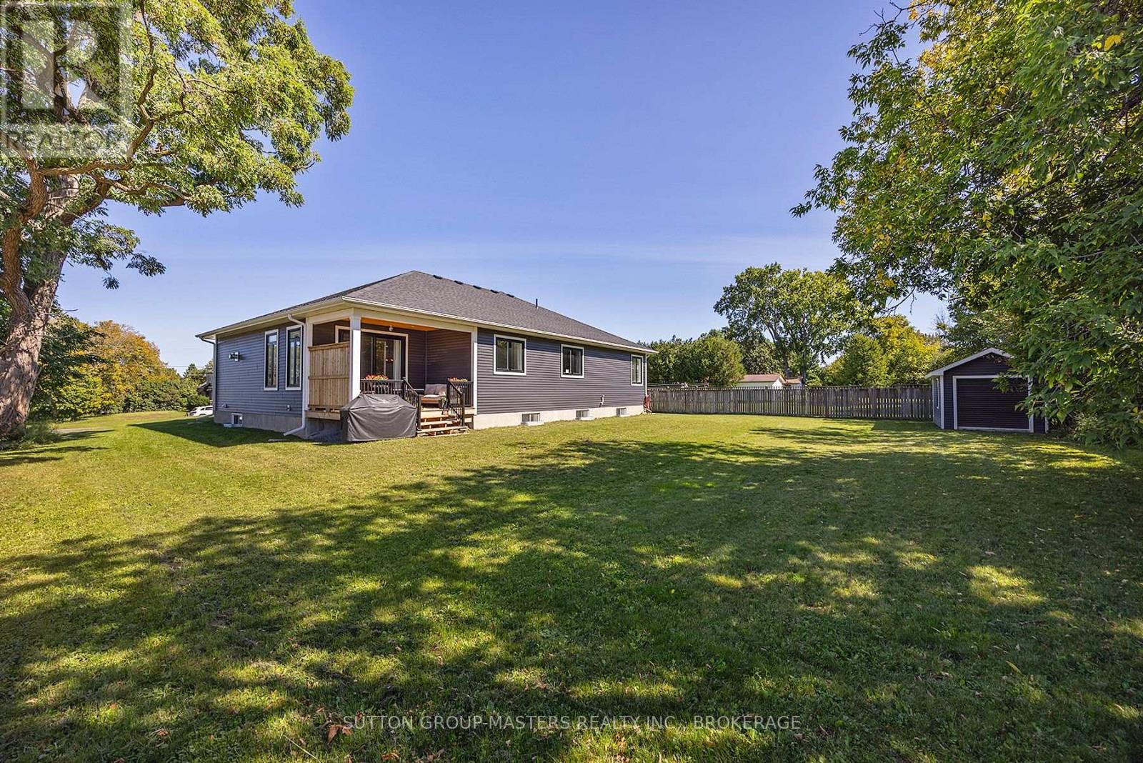 247 Arnold Street, Kingston (City Northwest), Ontario  K7M 3L7 - Photo 5 - X12865736