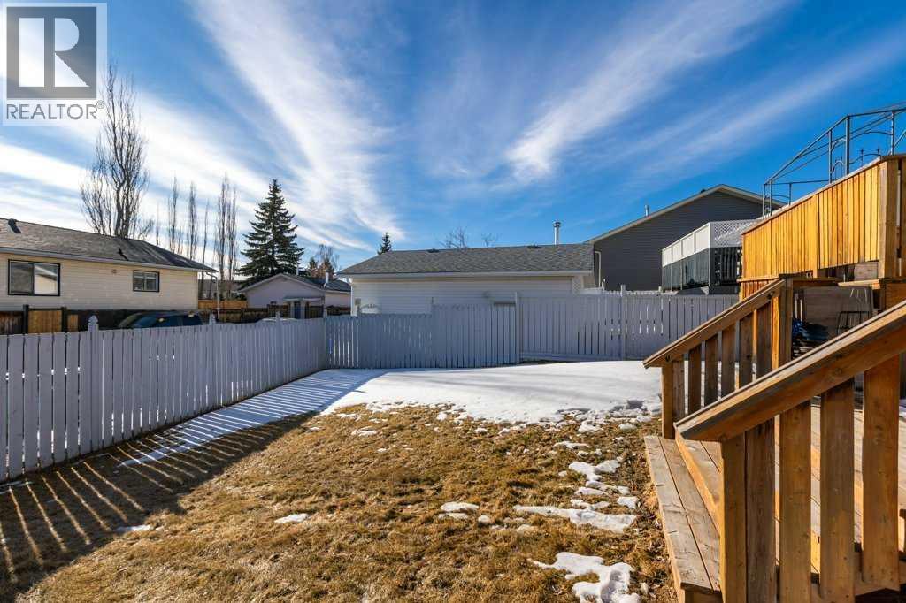 117 Shawfield Way Sw, Calgary, Alberta  T2Y 2Y1 - Photo 24 - A2291275