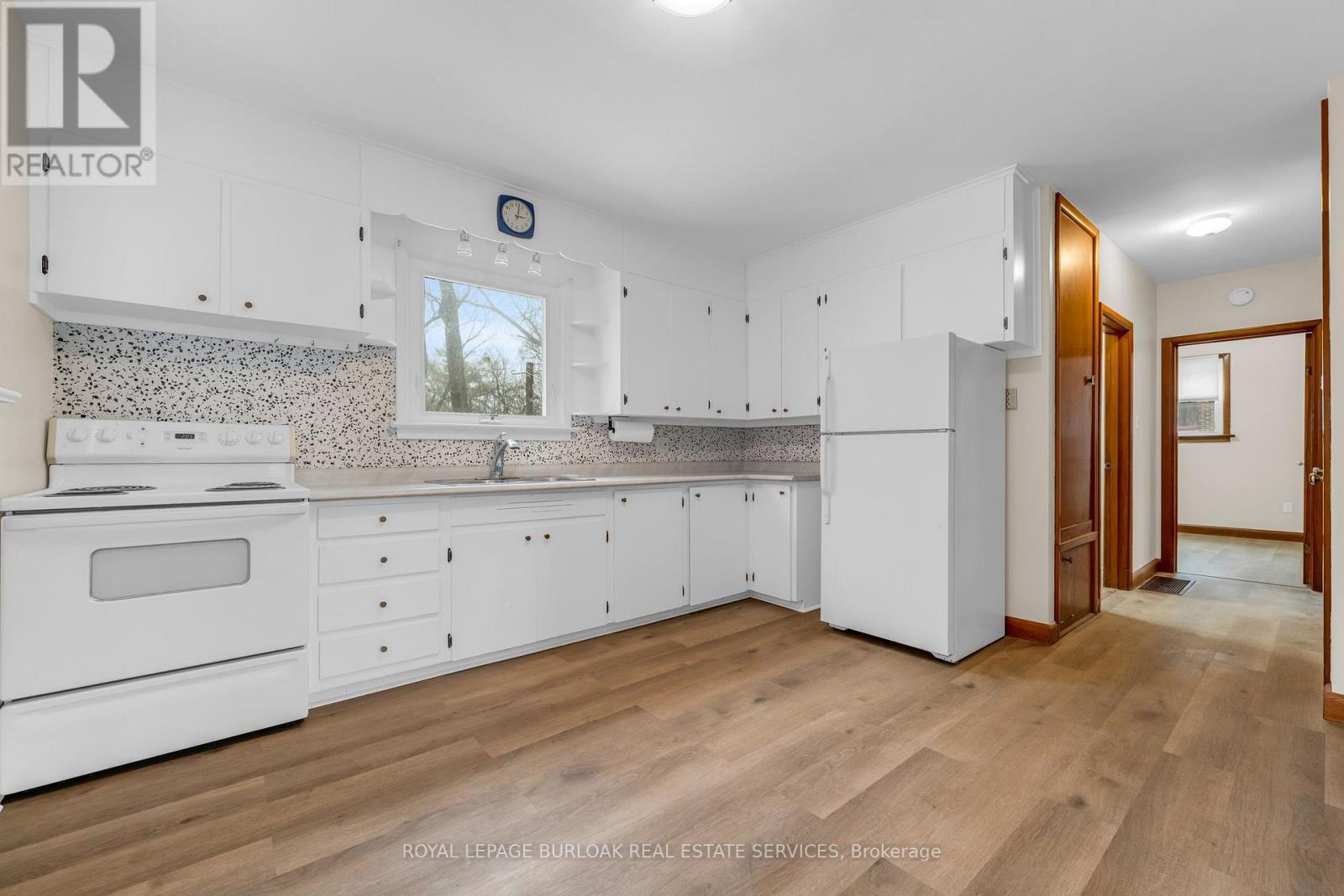 64 Locks Road, Brantford, Ontario  N3S 6Y9 - Photo 7 - X12865274