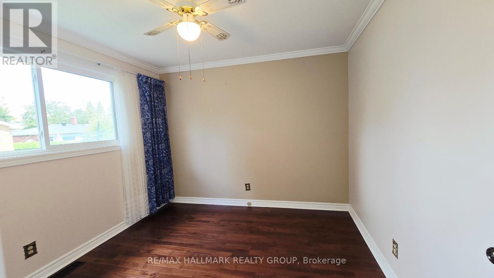 38 Hadley Circle, Ottawa, Ontario  K2H 6N9 - Photo 13 - X12865656