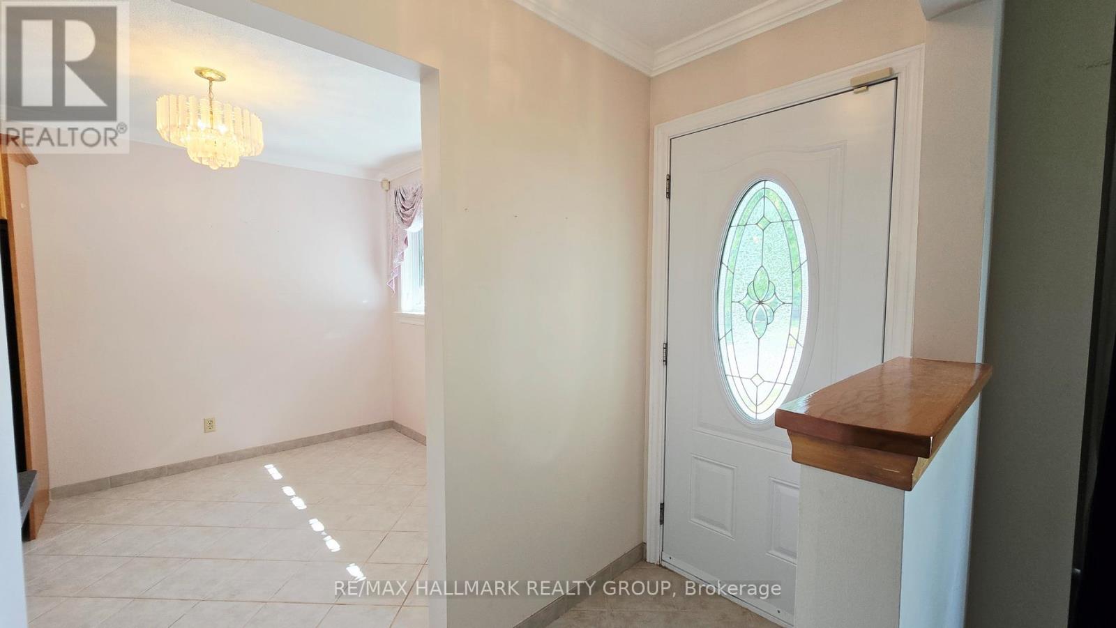 38 Hadley Circle, Ottawa, Ontario  K2H 6N9 - Photo 19 - X12865656