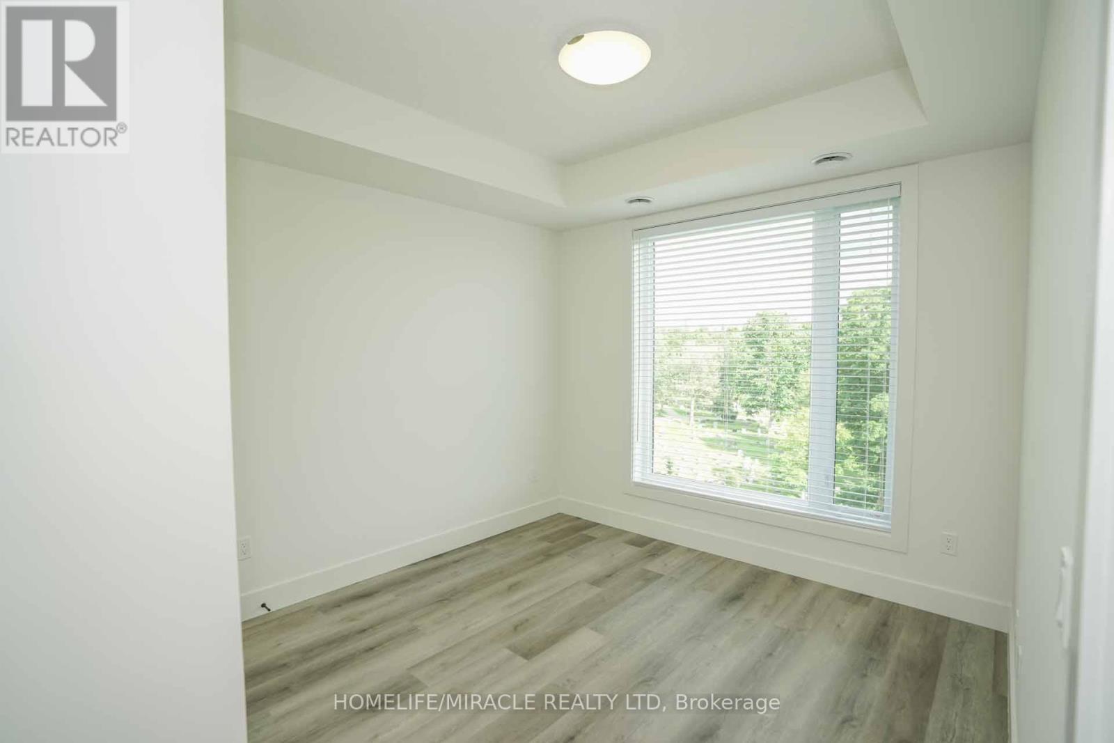 604 - 107 Roger Street, Waterloo, Ontario  N2J 0G3 - Photo 17 - X12763298