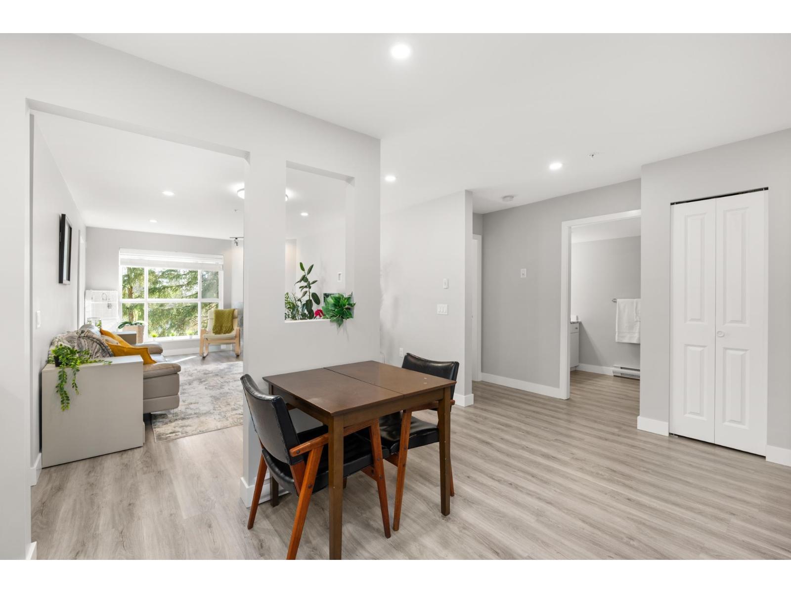 308 15895 84 Avenue, Surrey, British Columbia  V4N 0W7 - Photo 5 - R3097245