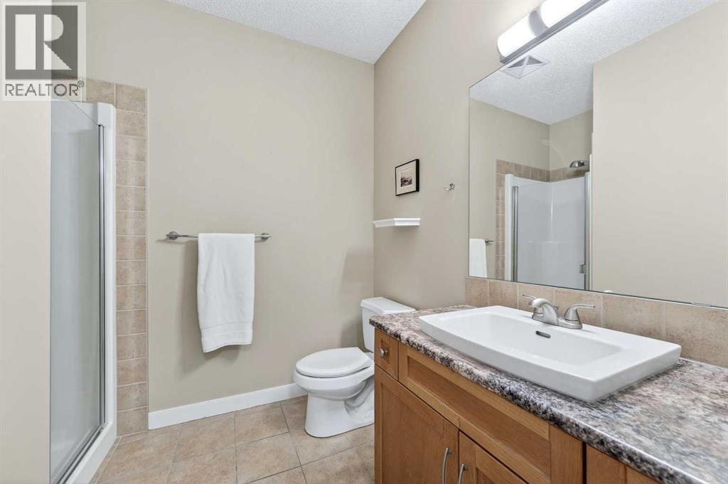 211, 20 Discovery Ridge Close Sw, Calgary, Alberta  T3H 5X4 - Photo 13 - A2285520