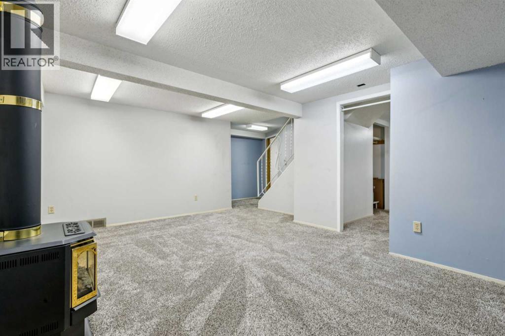 3412 Temple Road Ne, Calgary, Alberta  T1Y 3A9 - Photo 17 - A2287129