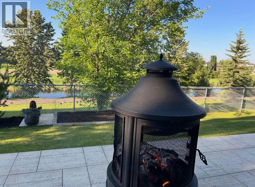 77 Pondside Crescent, Blackfalds, Alberta  T4M 0G3 - Photo 32 - A2290258