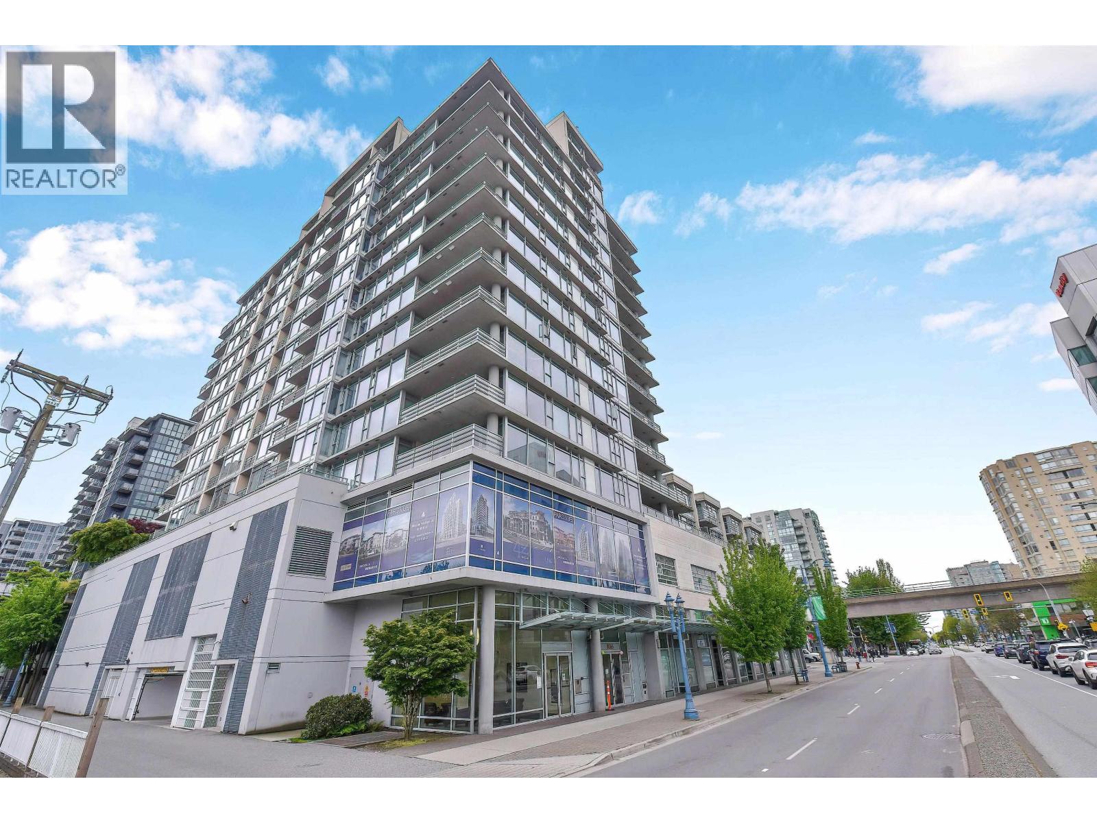 8068 Westminster, Richmond, British Columbia  V6X 0C6 - Photo 1 - R3097965