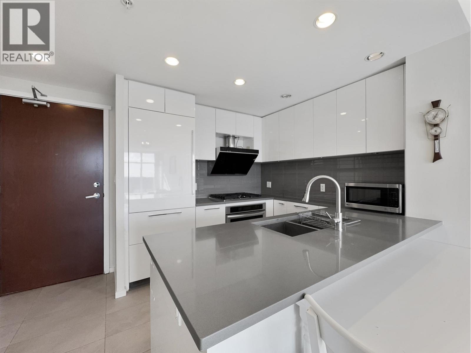 28xx 3102 WINDSOR GATE, coquitlam, British Columbia