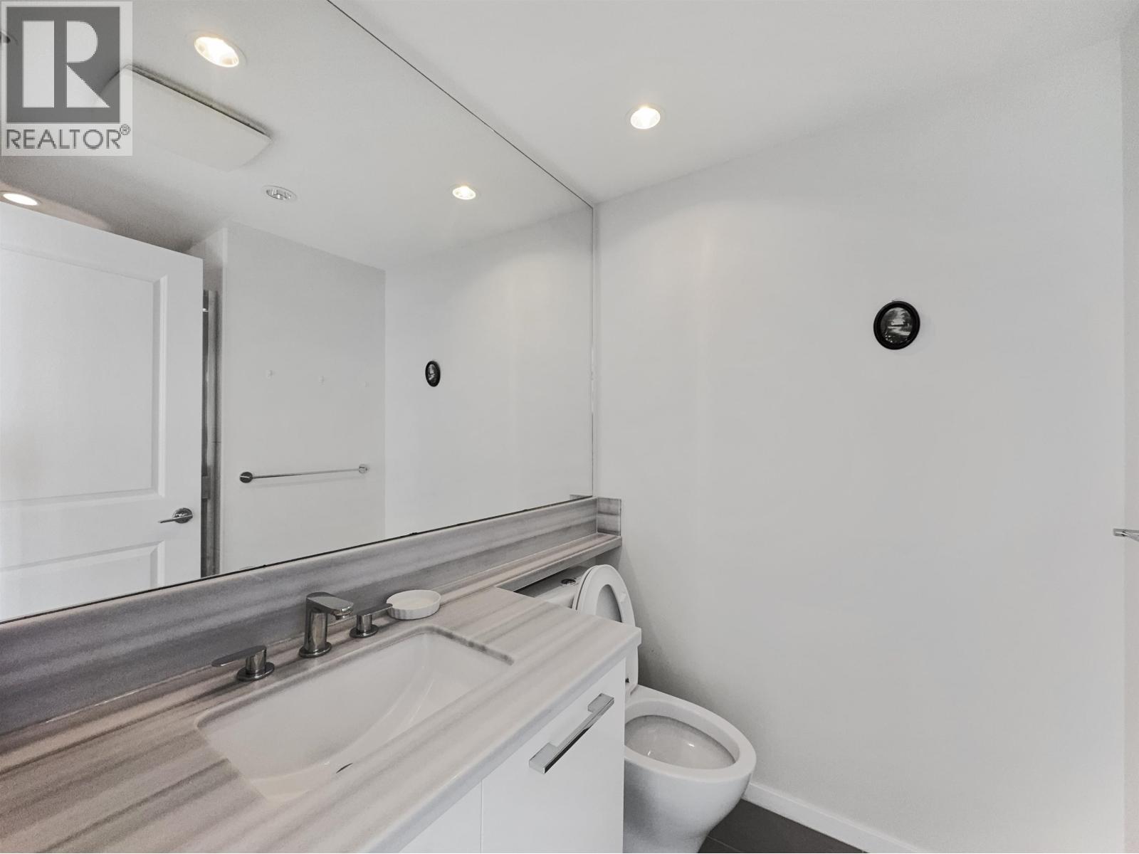 28xx 3102 Windsor Gate, Coquitlam, British Columbia  V3B 0J3 - Photo 13 - R3097979