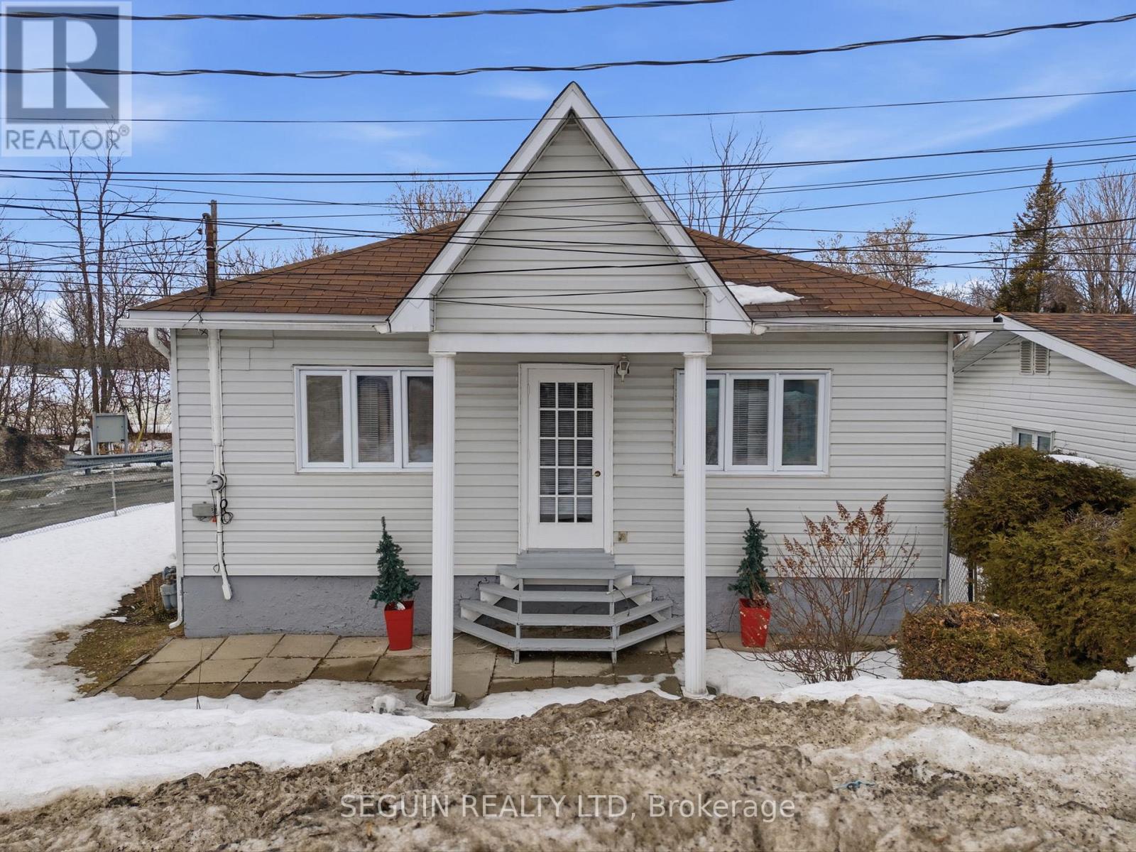 970 MC GILL STREET W, Hawkesbury, Ontario