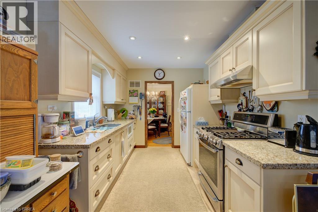 64 The Strand Avenue, Brantford, Ontario  N3R 1Z4 - Photo 9 - 40804911