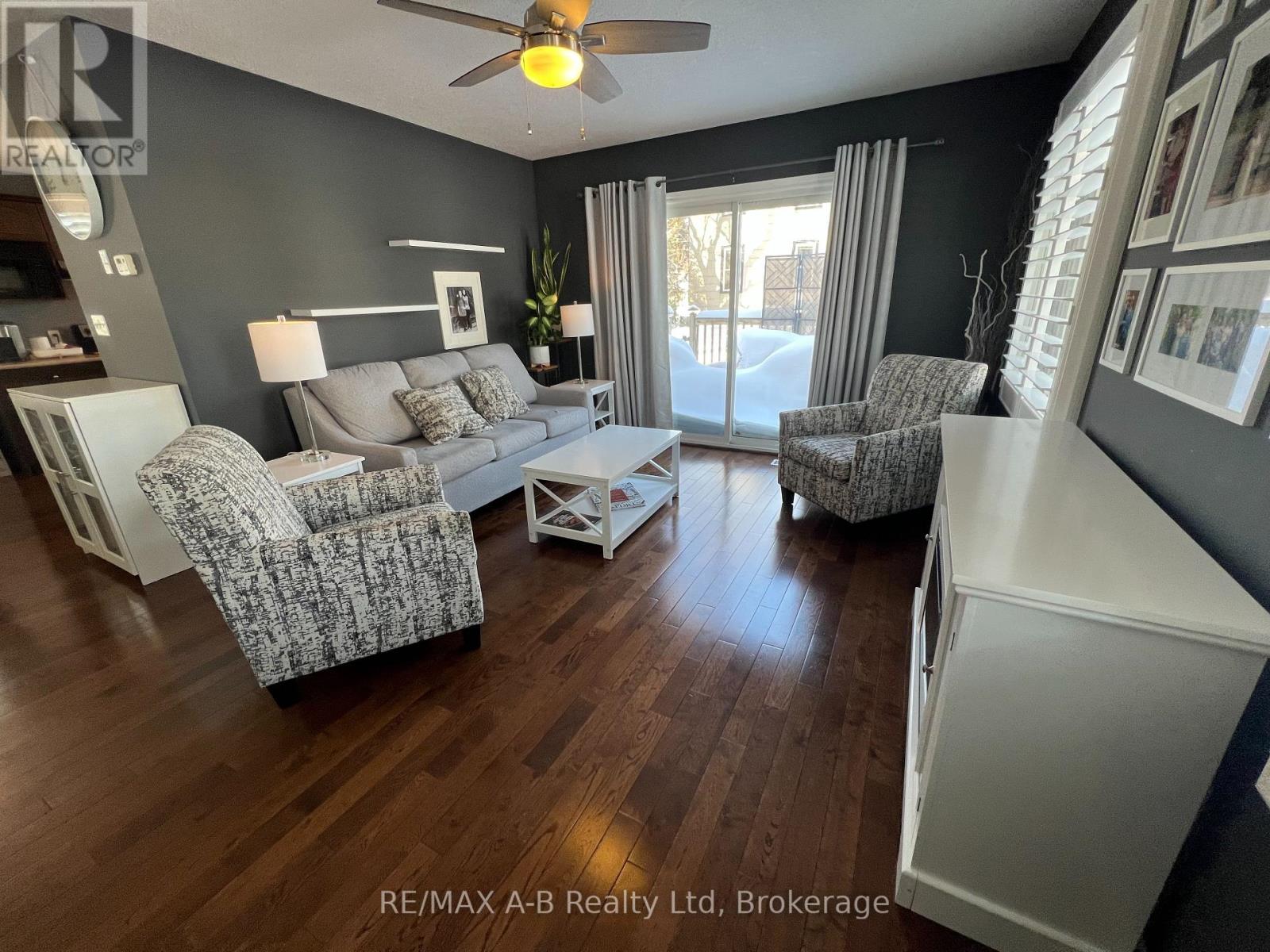 48 Wellington Street, East Zorra-Tavistock, Ontario  N0B 2R0 - Photo 12 - X12547948