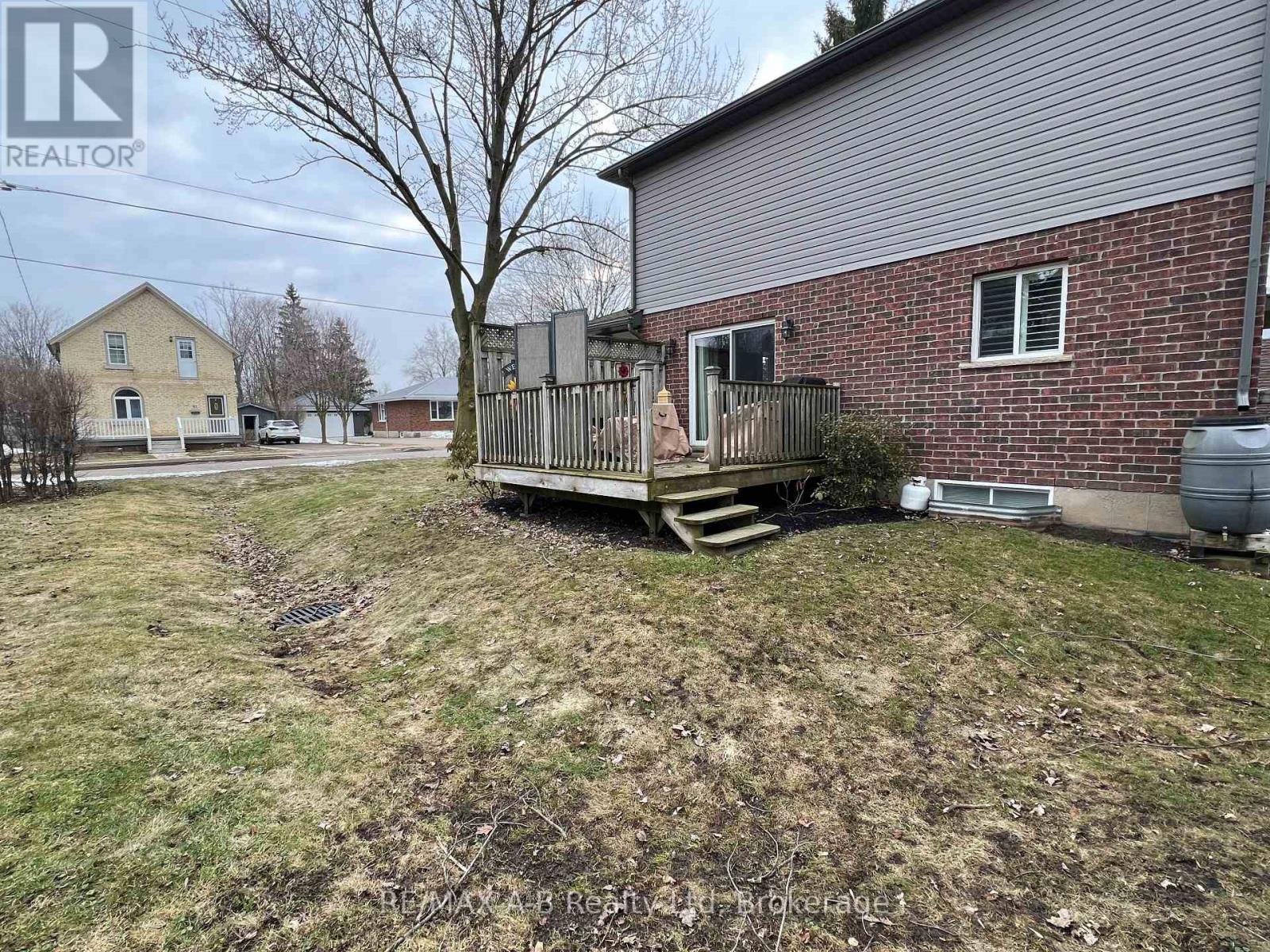 48 Wellington Street, East Zorra-Tavistock, Ontario  N0B 2R0 - Photo 6 - X12547948