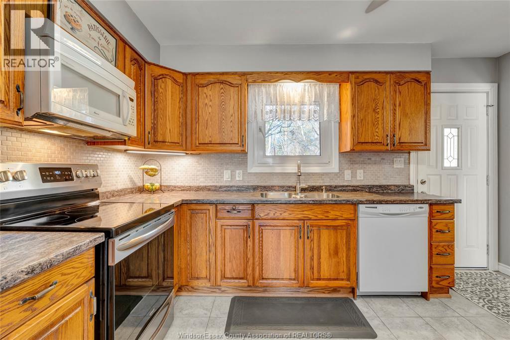 126 Woodlawn Crescent, Kingsville, Ontario  N9Y 1Y6 - Photo 10 - 26004973