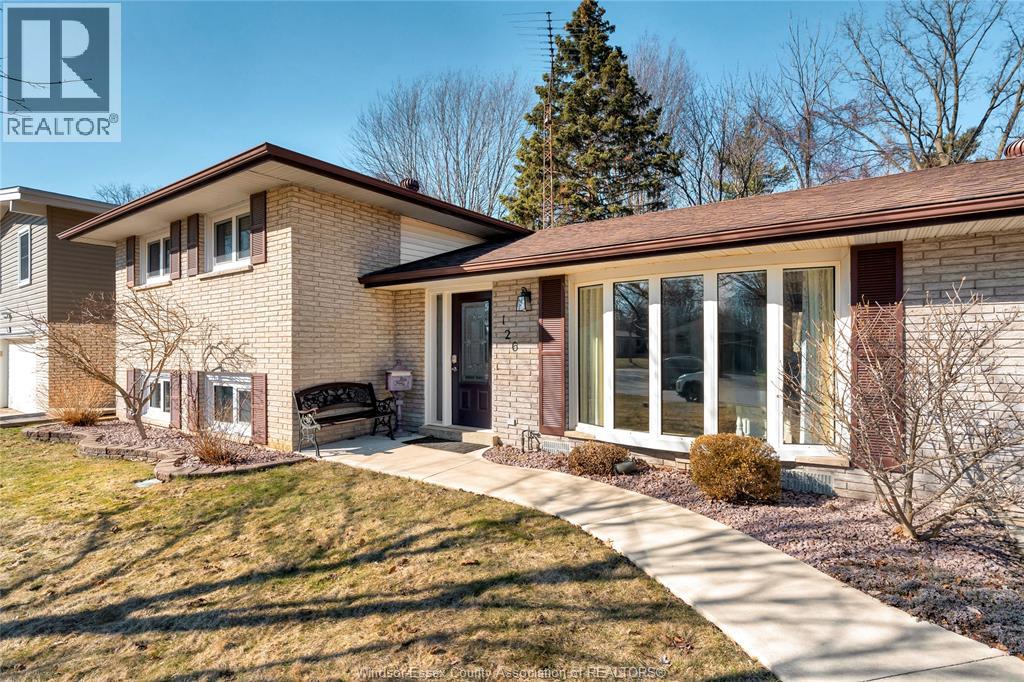 126 Woodlawn Crescent, Kingsville, Ontario  N9Y 1Y6 - Photo 2 - 26004973