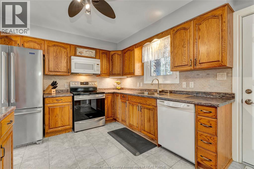 126 Woodlawn Crescent, Kingsville, Ontario  N9Y 1Y6 - Photo 8 - 26004973