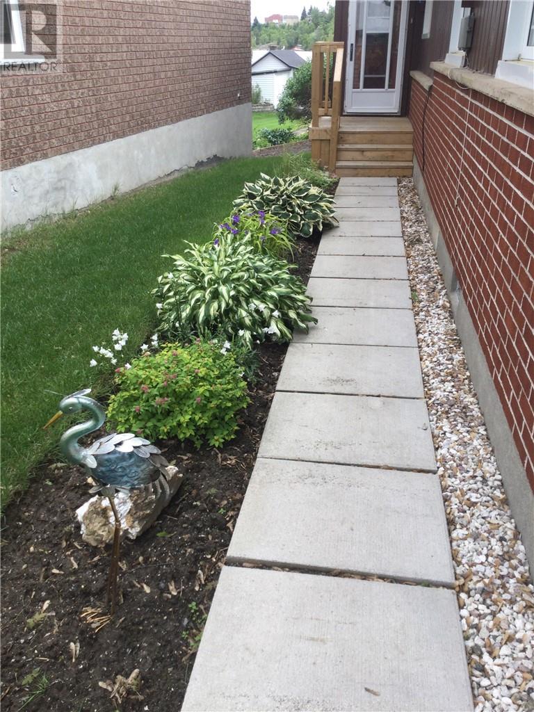 315 Nepahwin Avenue, Sudbury, Ontario  P3E 2H5 - Photo 6 - 2126599