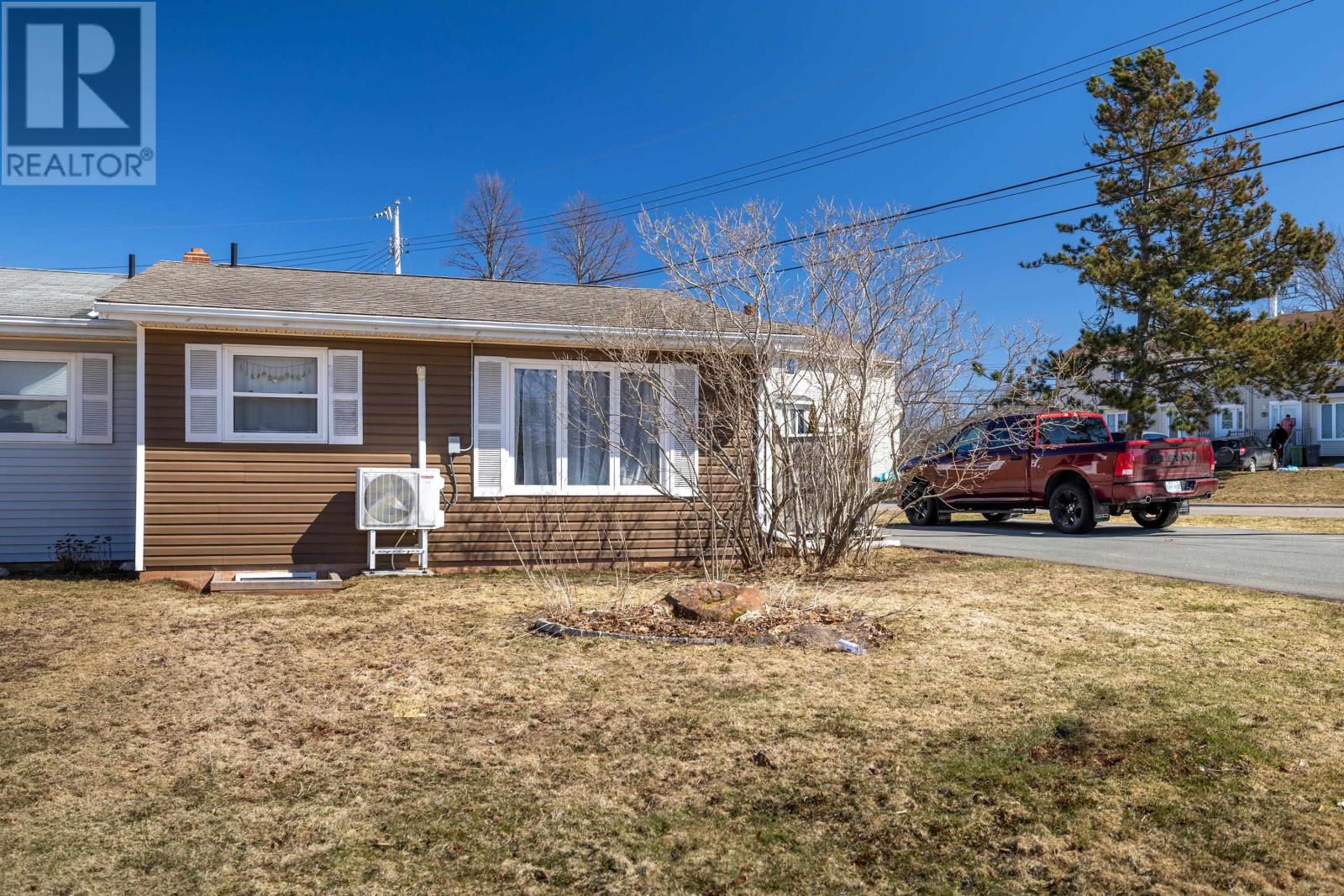 4 Corrigan Court, Charlottetown, Prince Edward Island  C1A 8N5 - Photo 2 - 202604229
