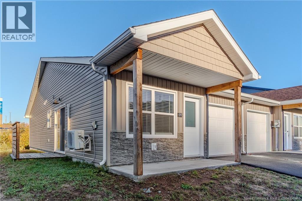 180 Arlington Crescent, Saint John, New Brunswick  E2K 0G2 - Photo 1 - NB132670