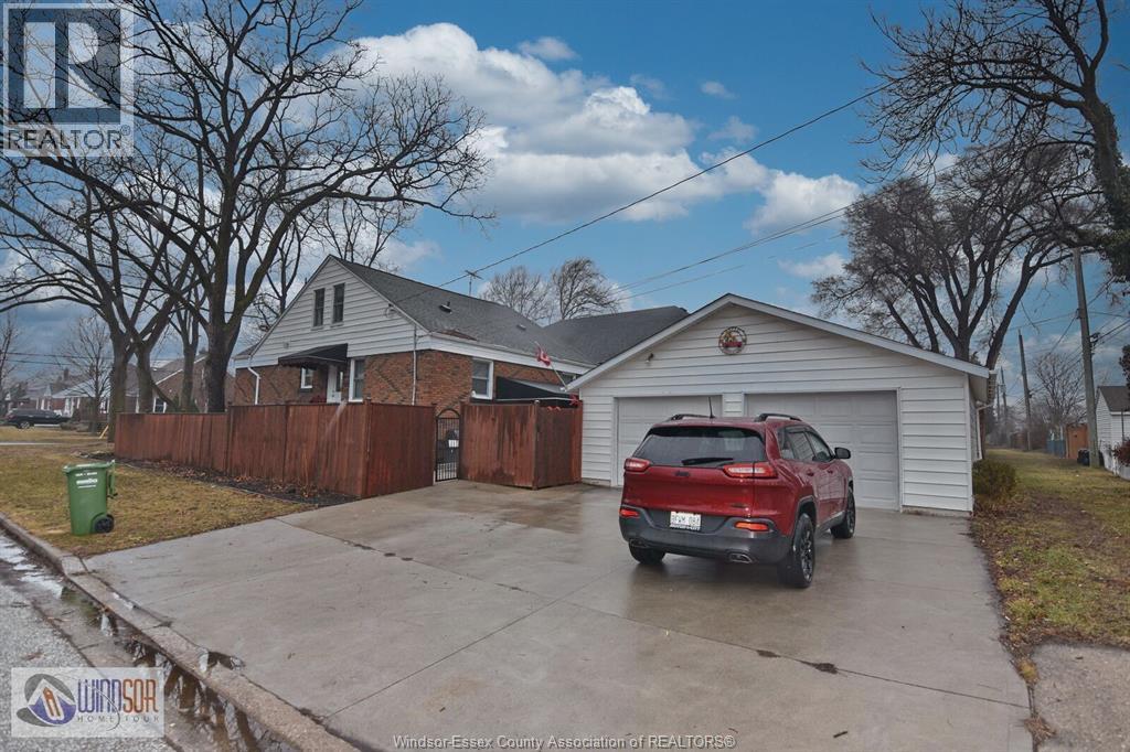 2496 Byng, Windsor, Ontario  N8W 3E8 - Photo 5 - 26004944
