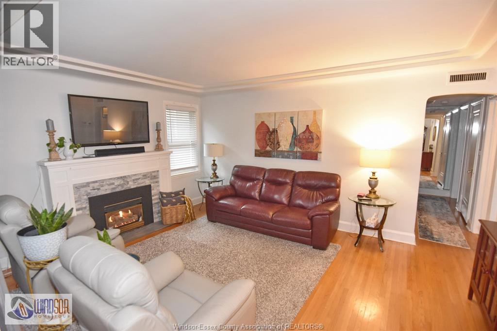 2496 Byng, Windsor, Ontario  N8W 3E8 - Photo 7 - 26004944