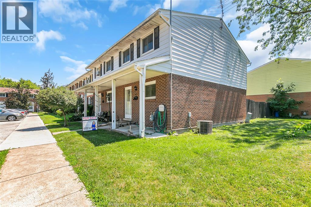 2994 Meadowbrook Lane Unit# 2, Windsor, Ontario  N8T 3G8 - Photo 2 - 26004971