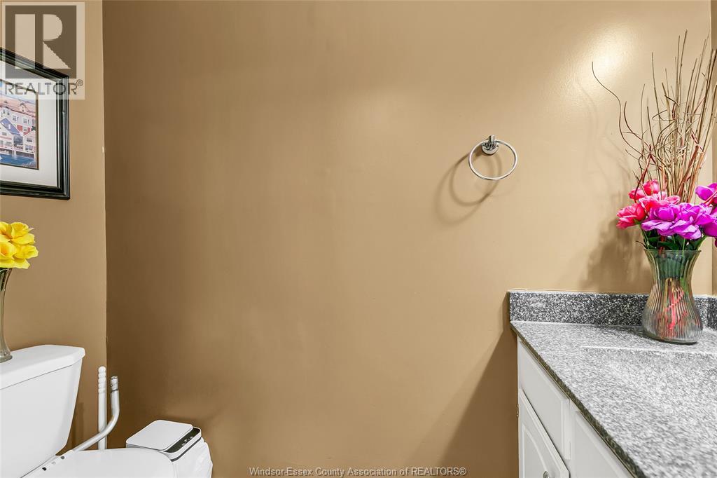 2994 Meadowbrook Lane Unit# 2, Windsor, Ontario  N8T 3G8 - Photo 15 - 26004971