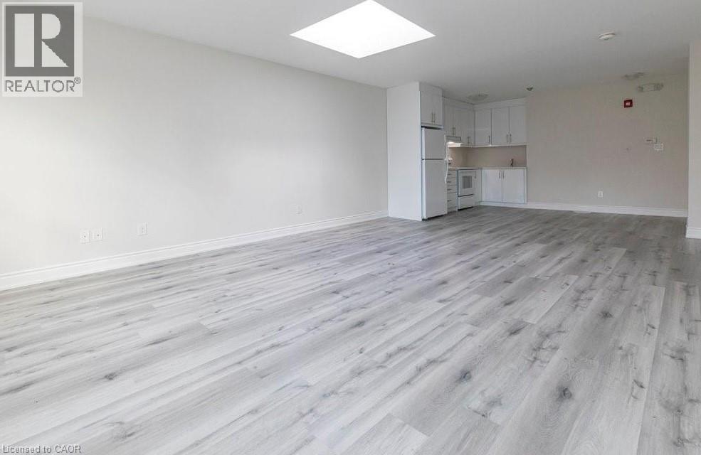 1327 Main Street E Unit# 1, Hamilton, Ontario L8K 1B4 - Photo 3 - 40803613