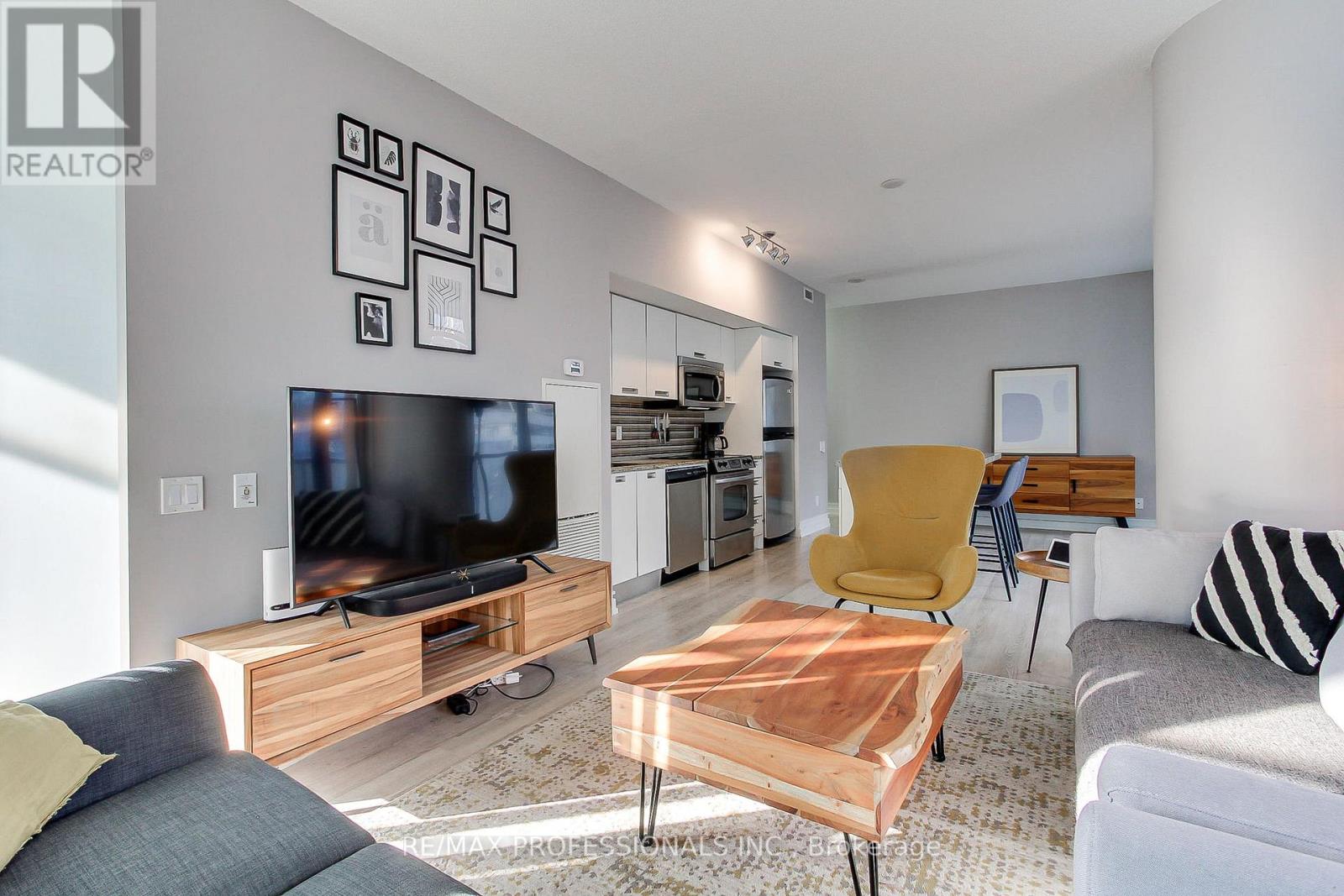 710 - 33 Charles Street E, Toronto, Ontario  M4Y 0A2 - Photo 20 - C12859076