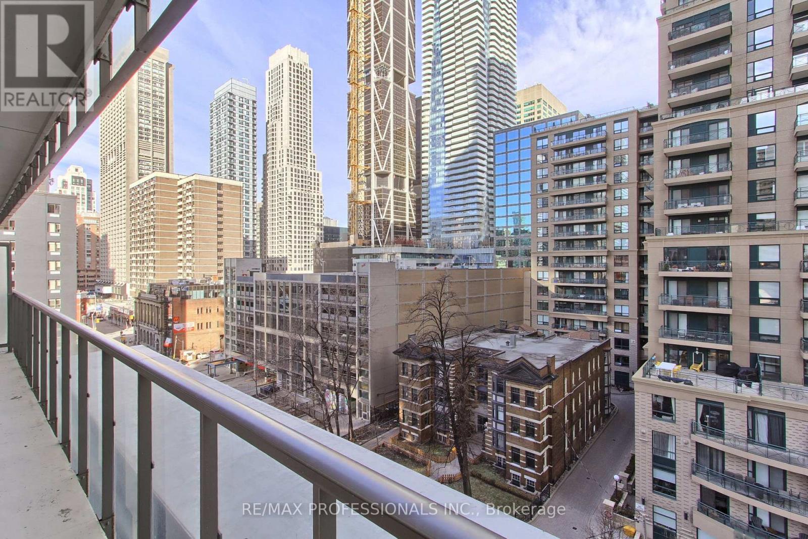 710 - 33 Charles Street E, Toronto, Ontario  M4Y 0A2 - Photo 32 - C12859076