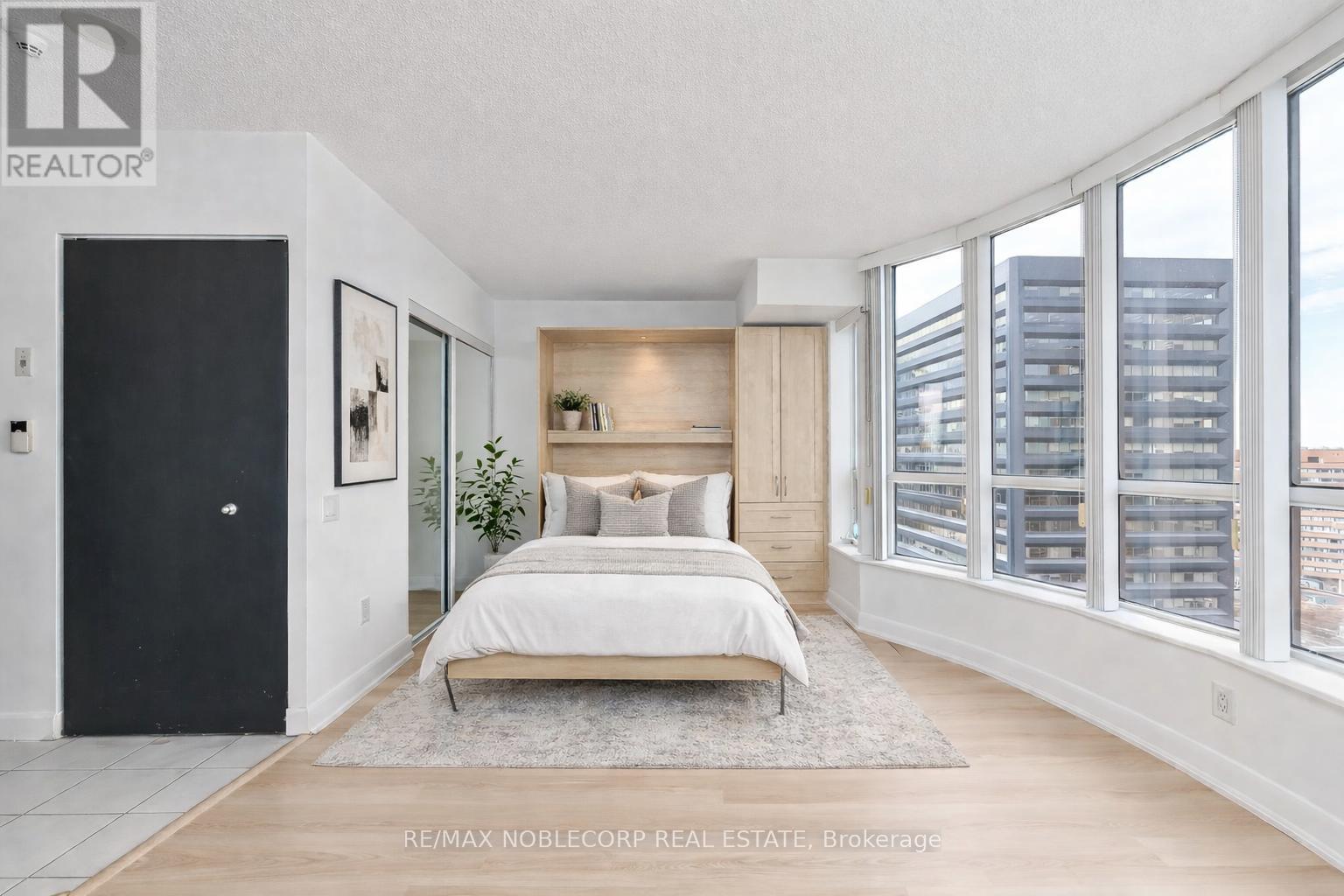 2109 - 33 Sheppard Avenue E, Toronto, Ontario  M2N 7K1 - Photo 8 - C12865762