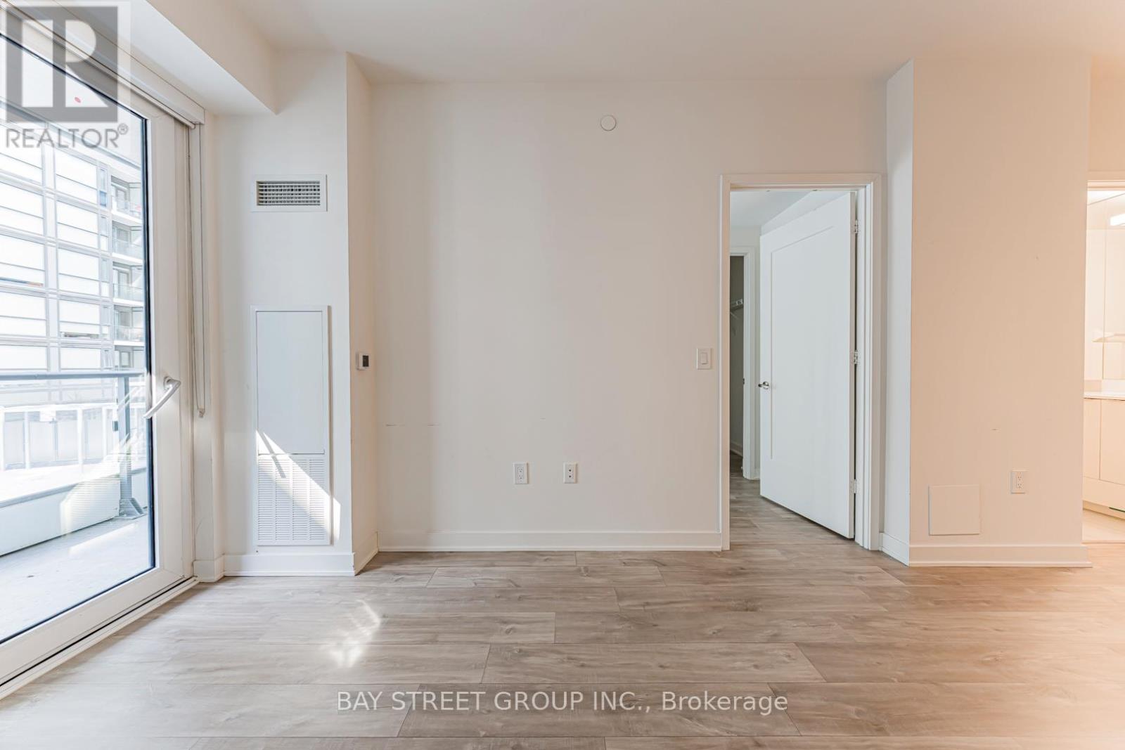 1227e - 70 Princess Street, Toronto, Ontario  M5A 0X6 - Photo 15 - C12865764