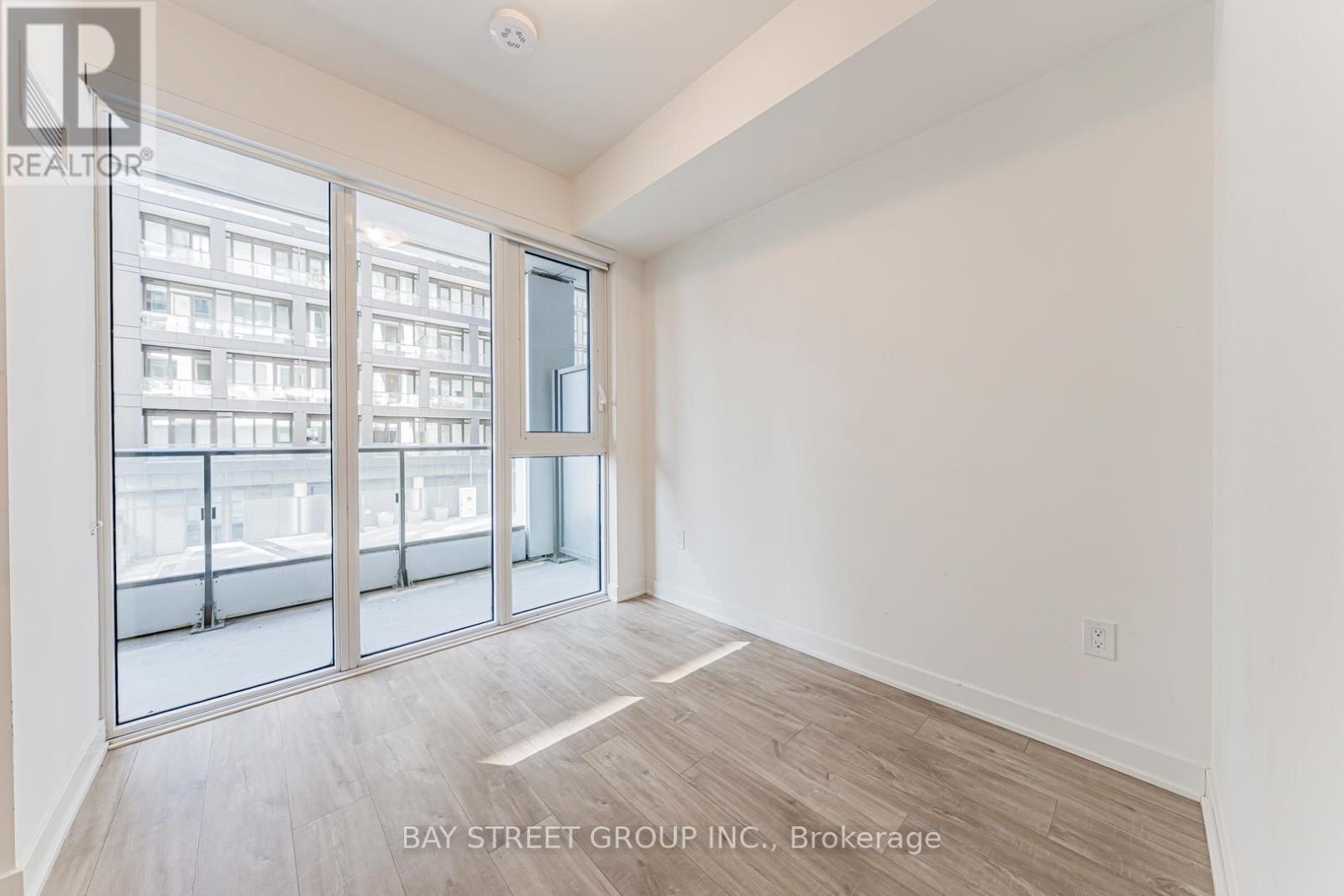 1227e - 70 Princess Street, Toronto, Ontario  M5A 0X6 - Photo 18 - C12865764