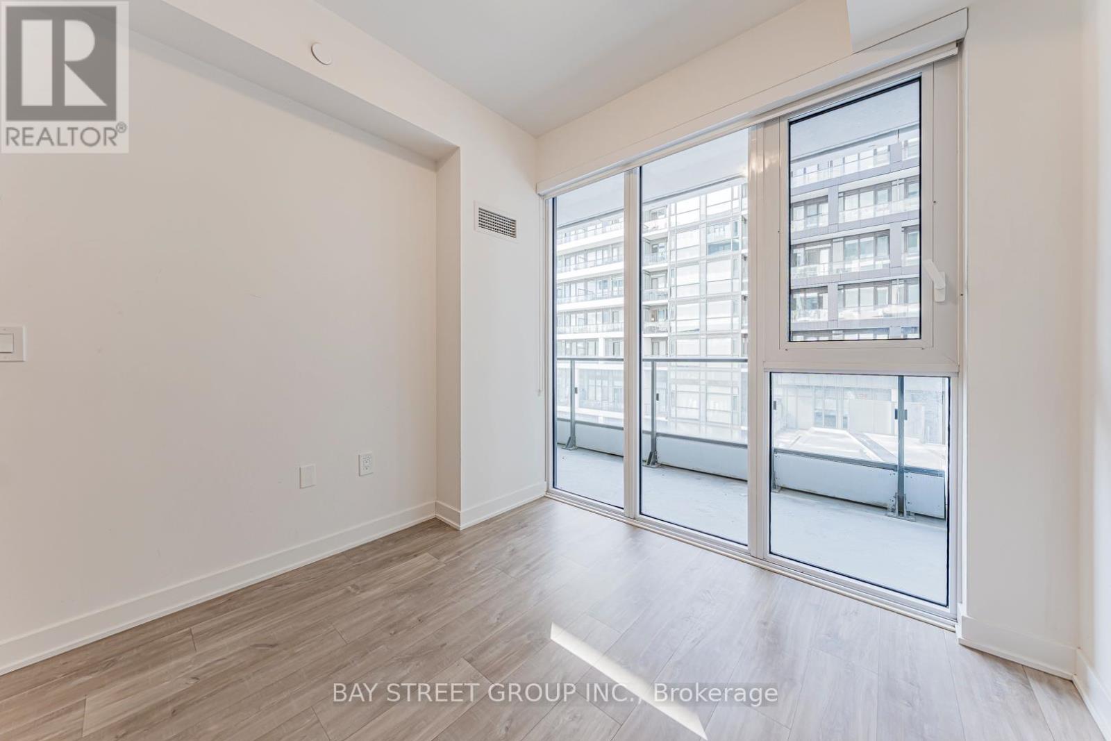 1227e - 70 Princess Street, Toronto, Ontario  M5A 0X6 - Photo 21 - C12865764